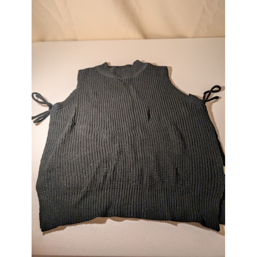 Sleeveless Black Knit Sweater Vest with Side Ties - Size Small - Picture 1 of 3